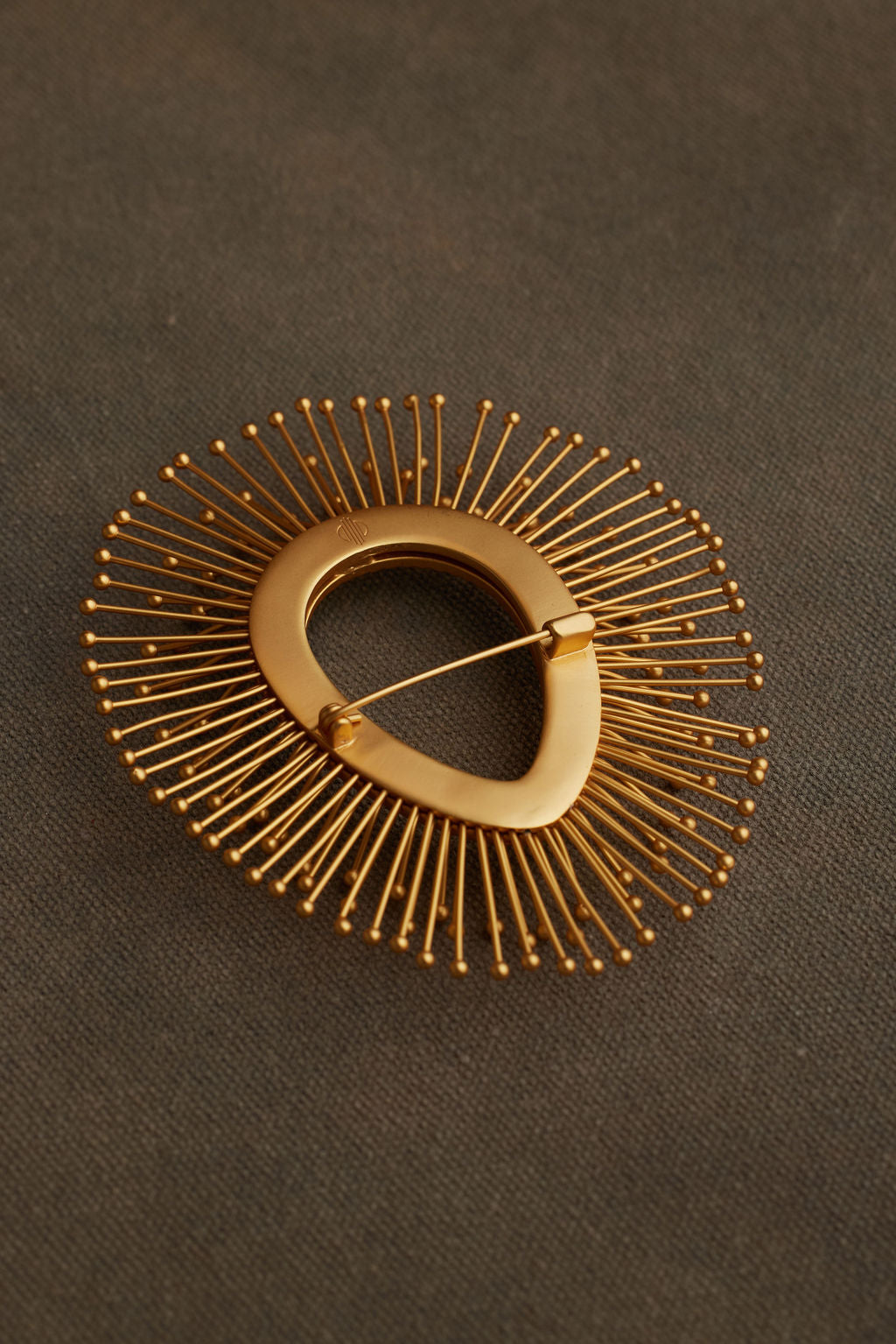 PUDD BROOCH