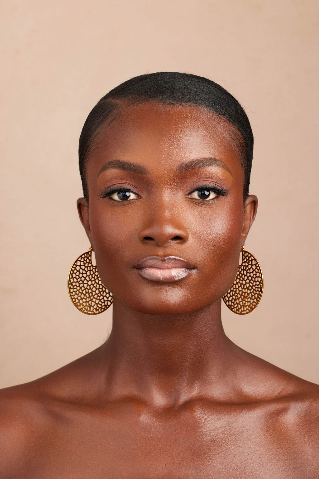 QENI EARRING