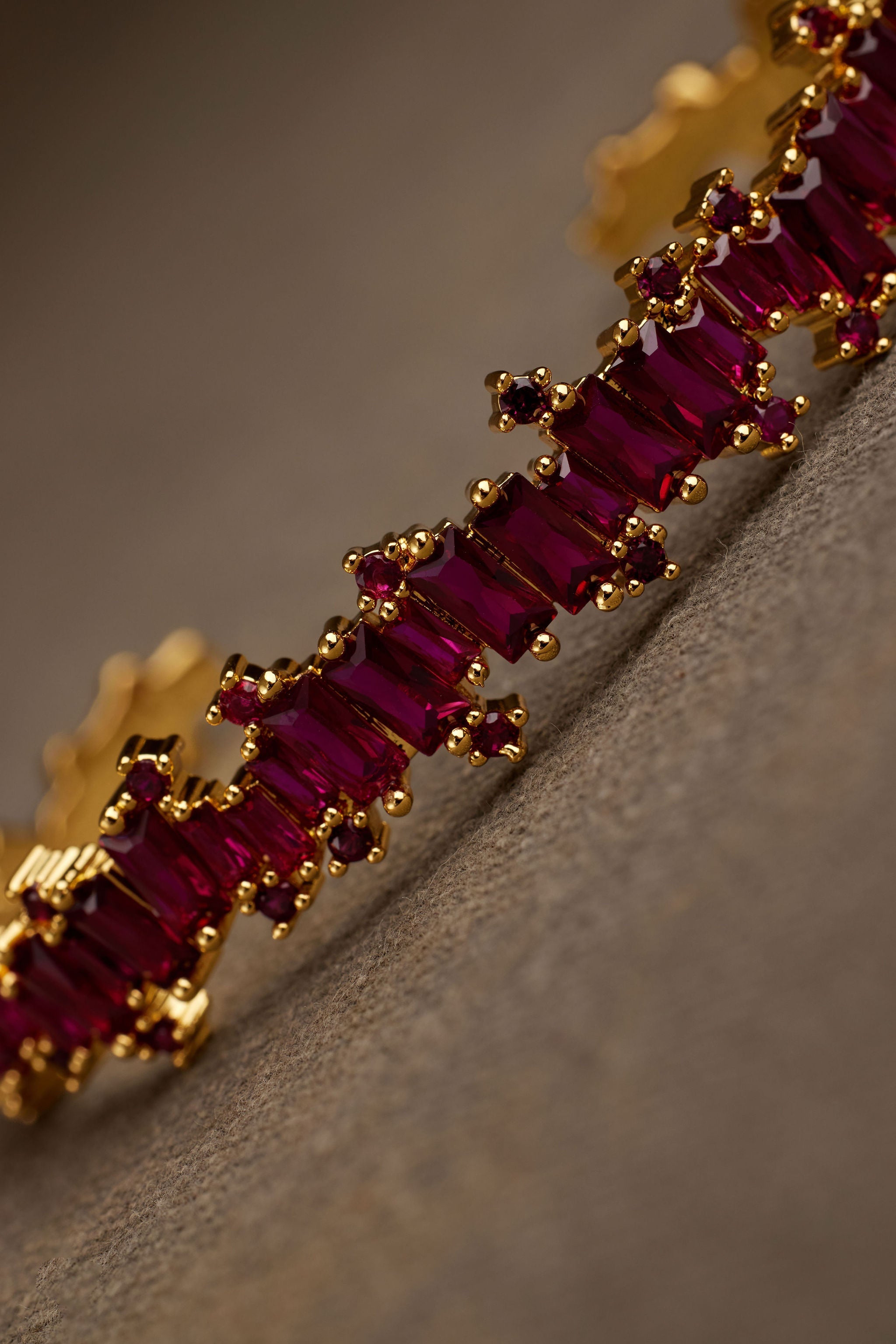 RAEL BANGLE