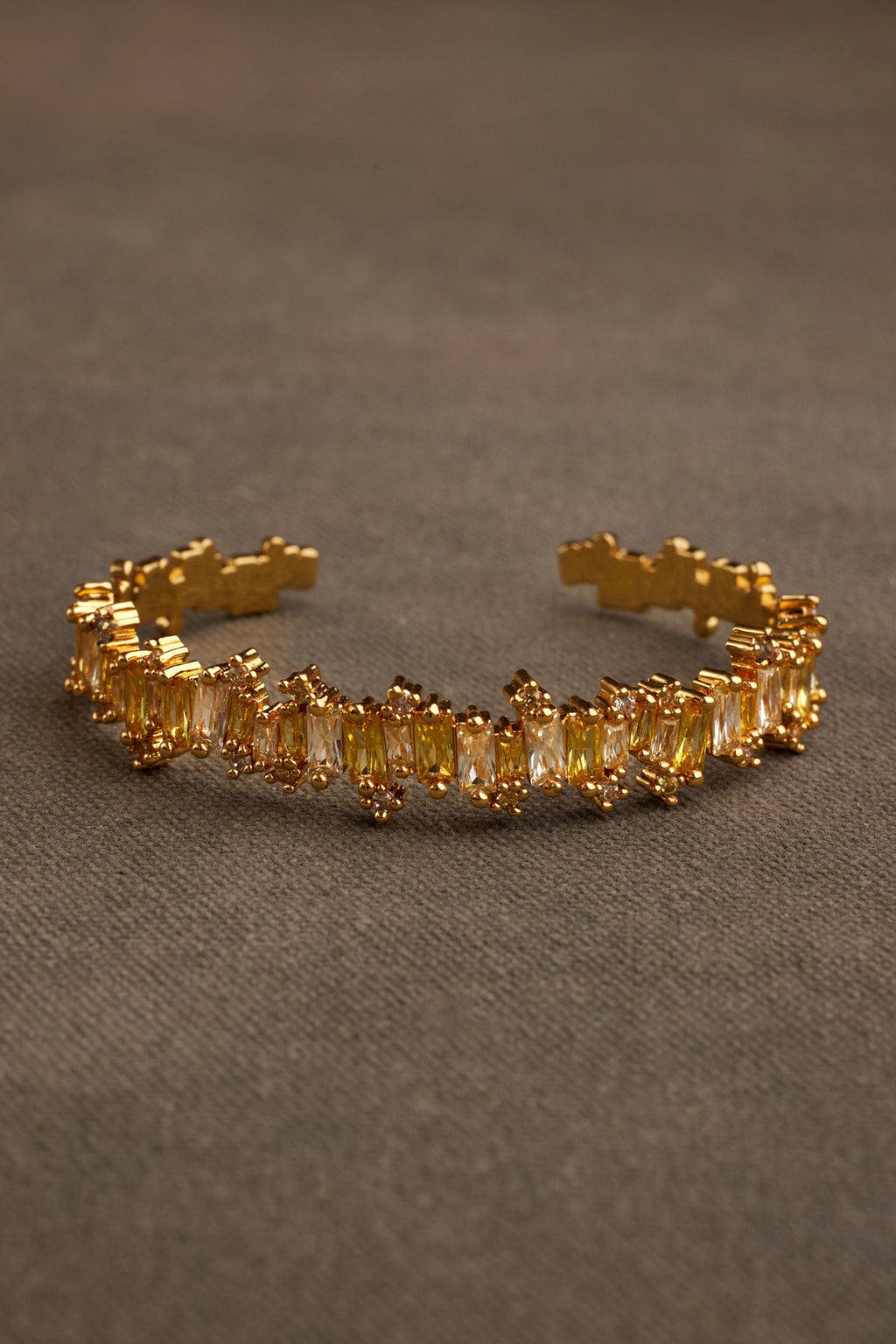 RAEL BANGLE