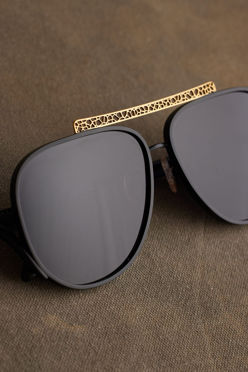RAYE SUNGLASSES