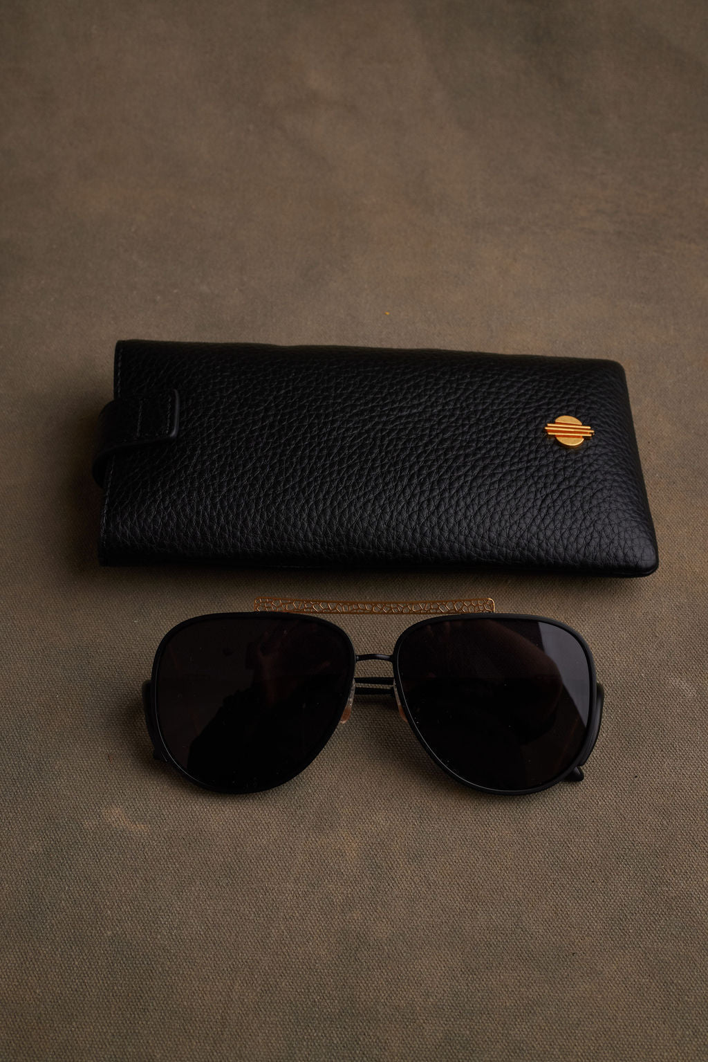 RAYE SUNGLASSES