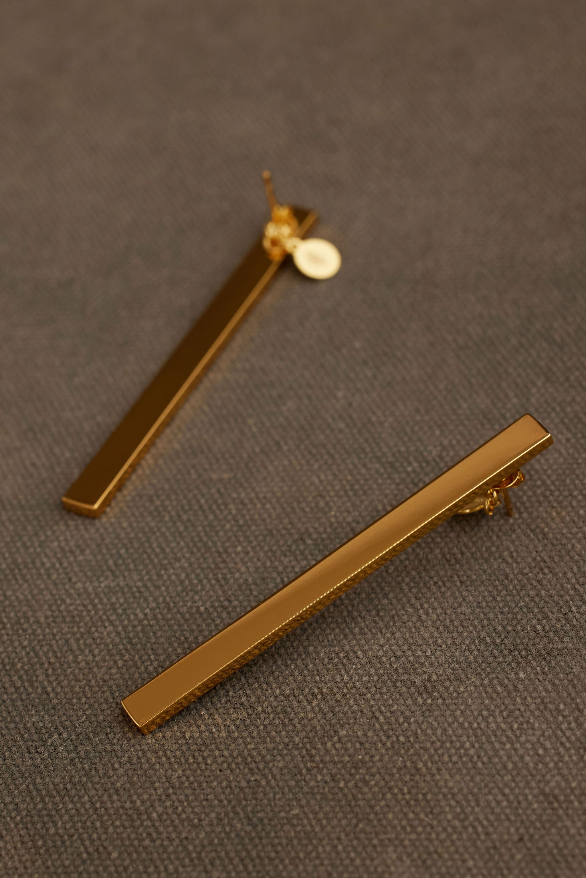 RIAN EARRING
