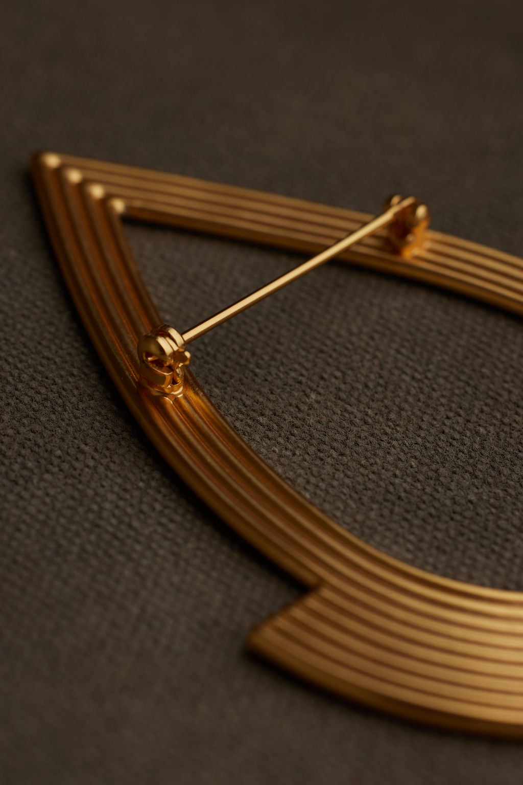 ROZI BROOCH