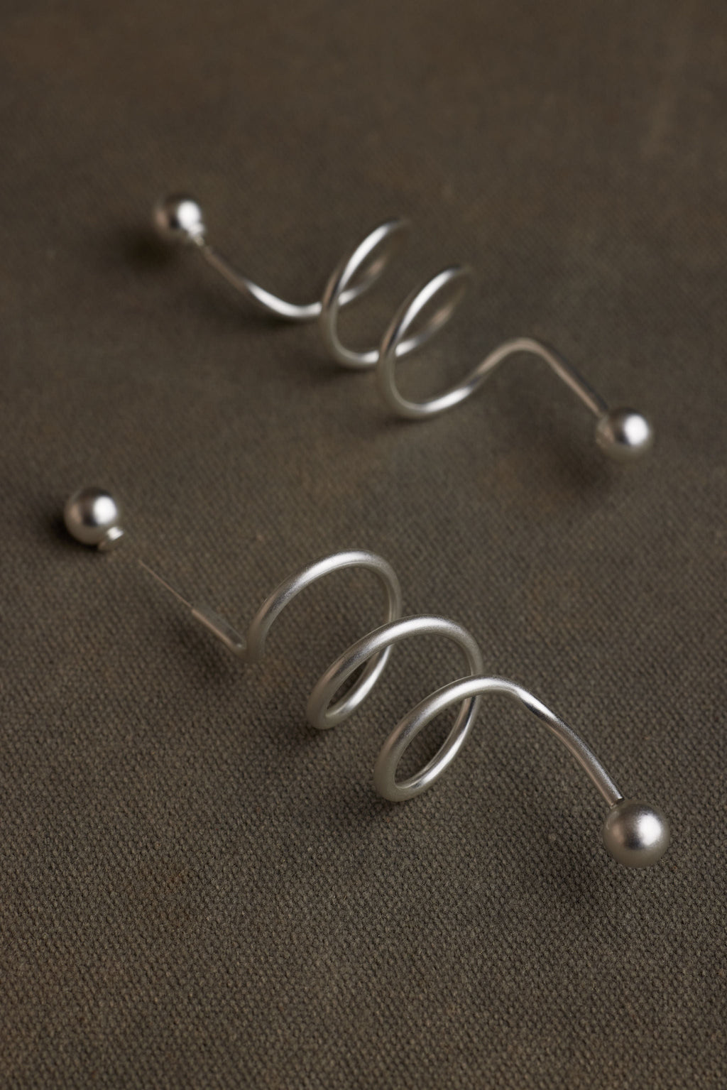 SEIY EARRING