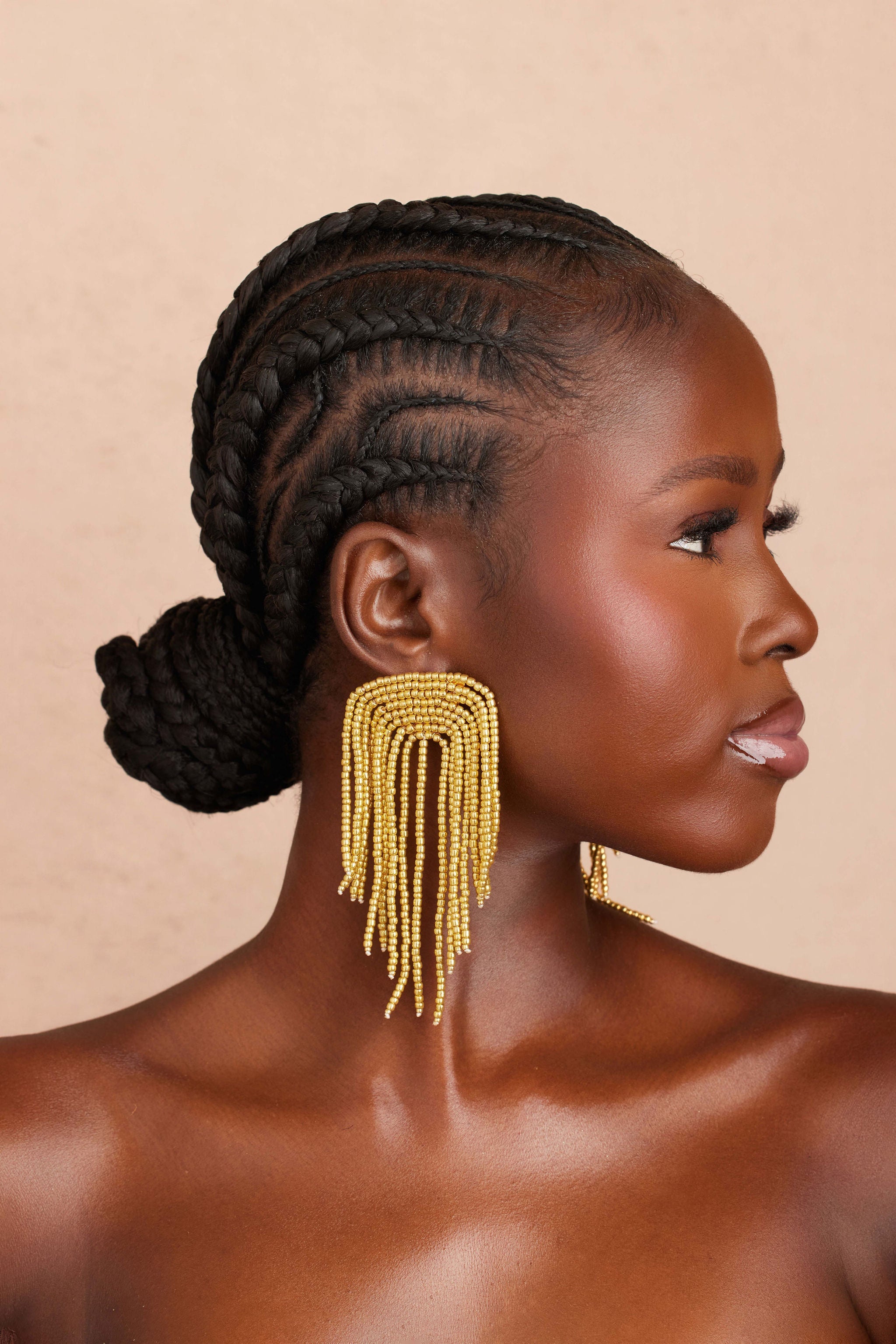 SELA EARRING