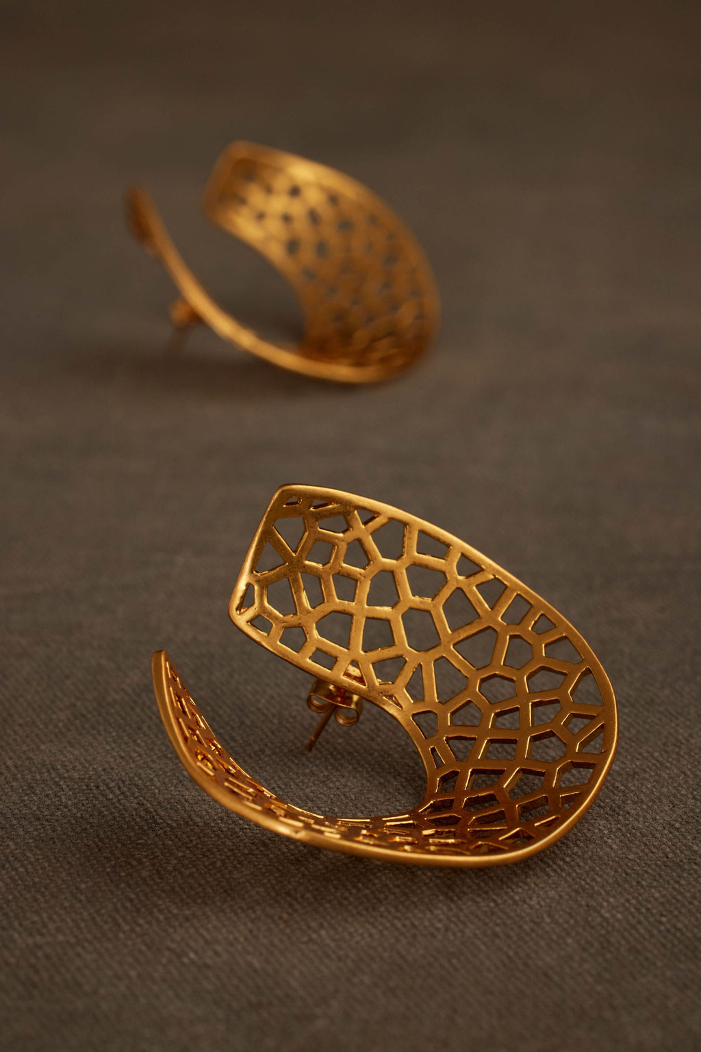 SIMA EARRING