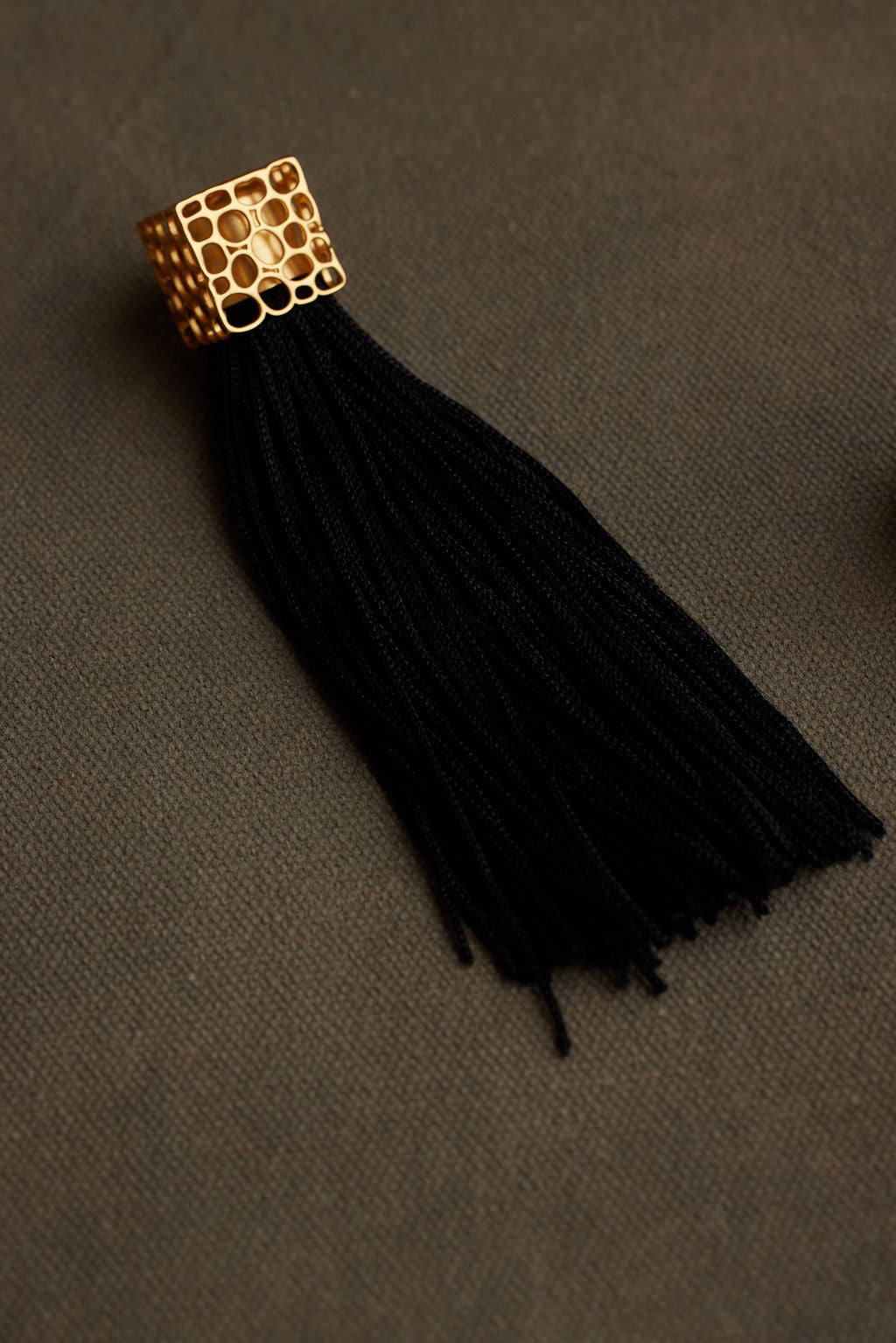 TAZL EARRING