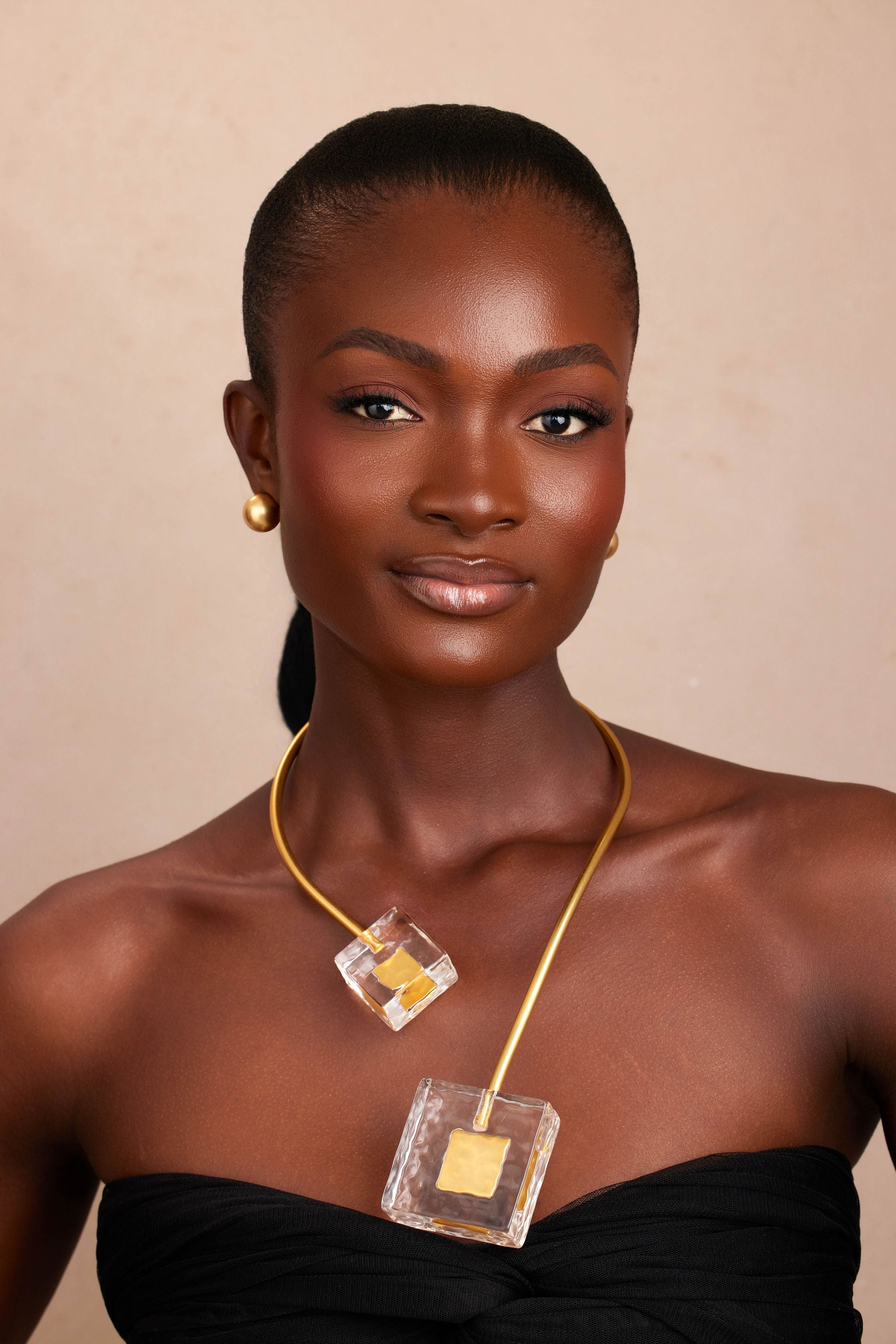 TESS NECKLACE