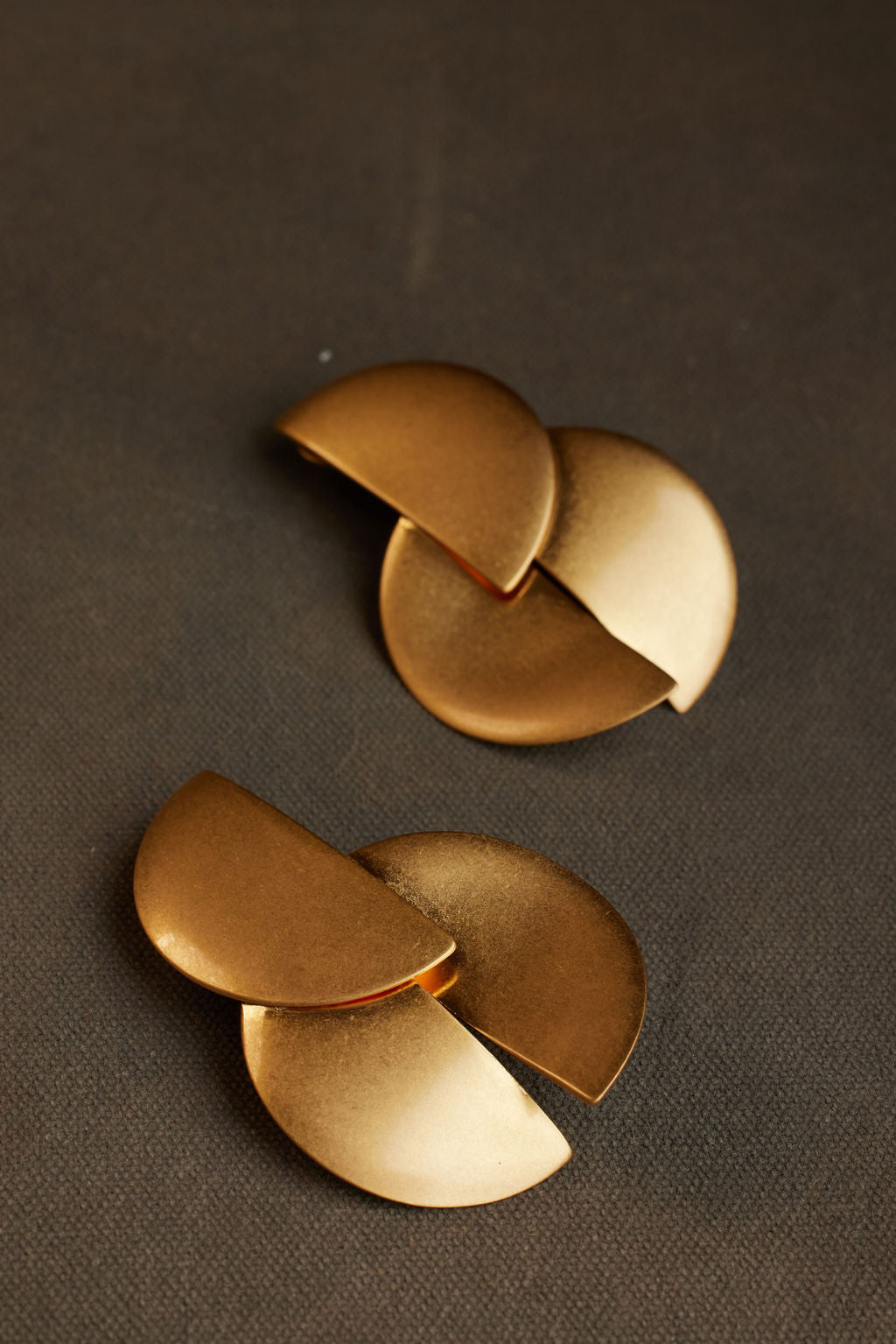 TOBI EARRING