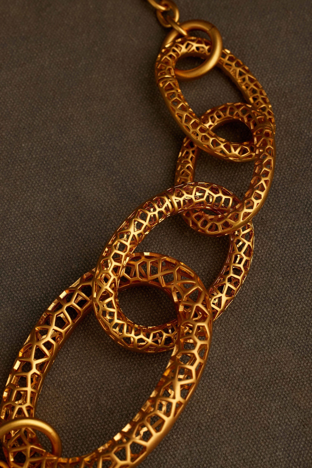 WAXE NECKLACE