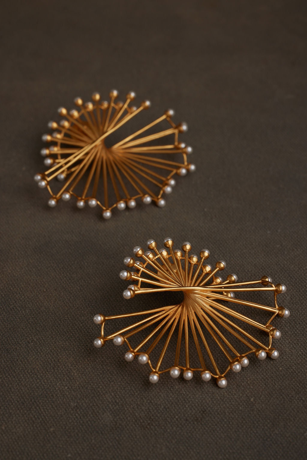 WENI EARRING