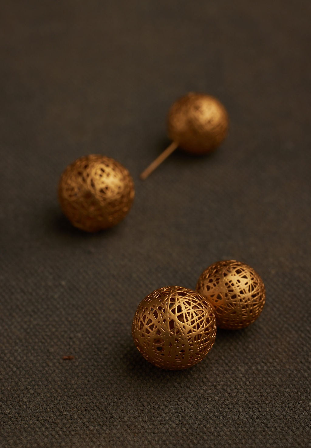 YUKA EARRING