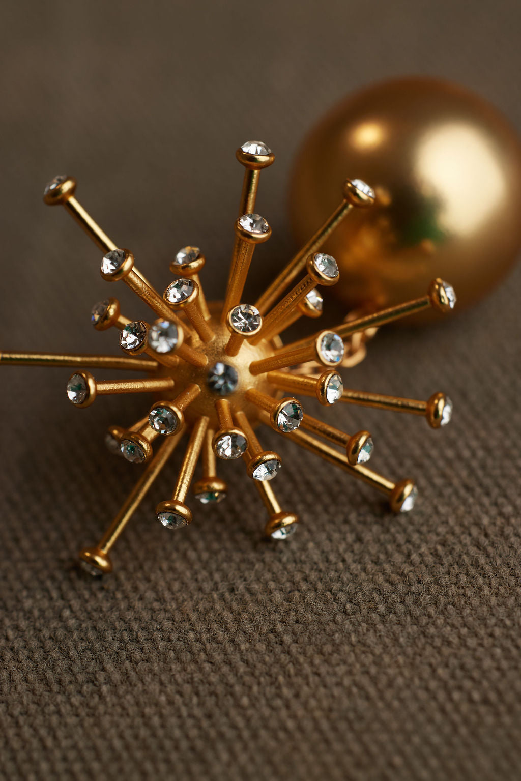 ZIVA EARRING