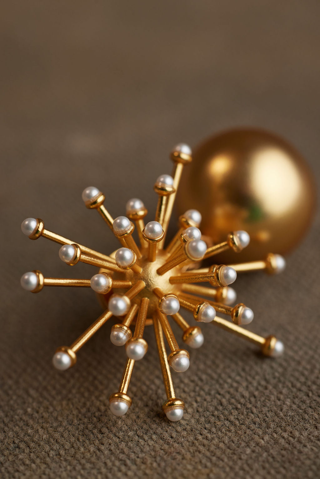 ZIVA EARRING