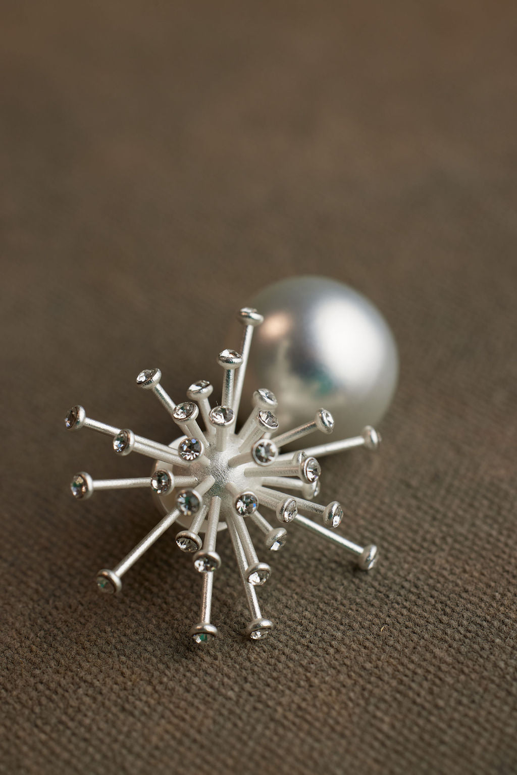 ZIVA EARRING