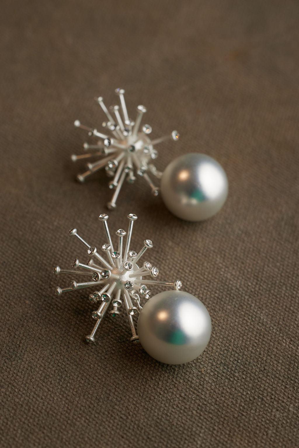 ZIVA EARRING