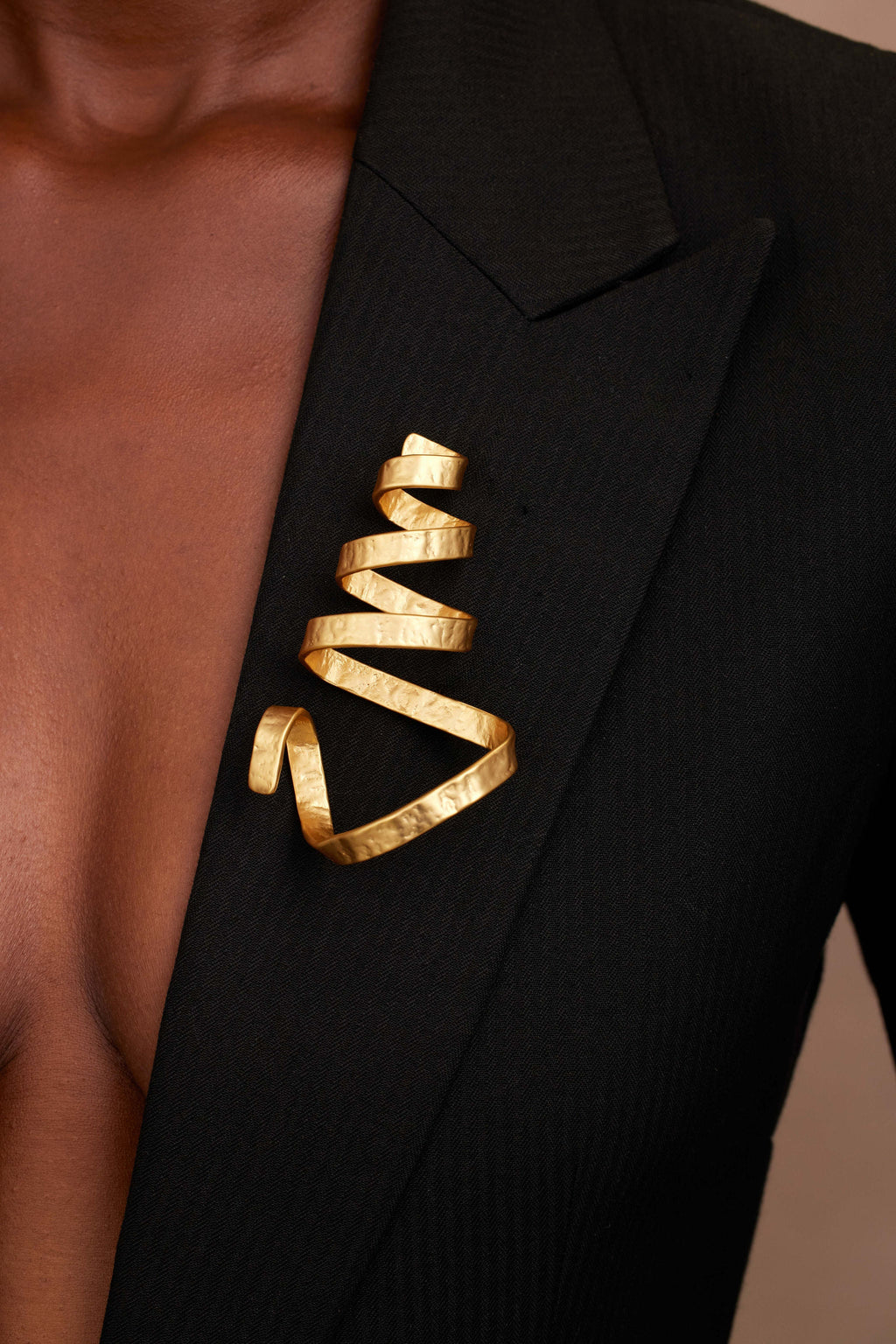 ZOEW BROOCH