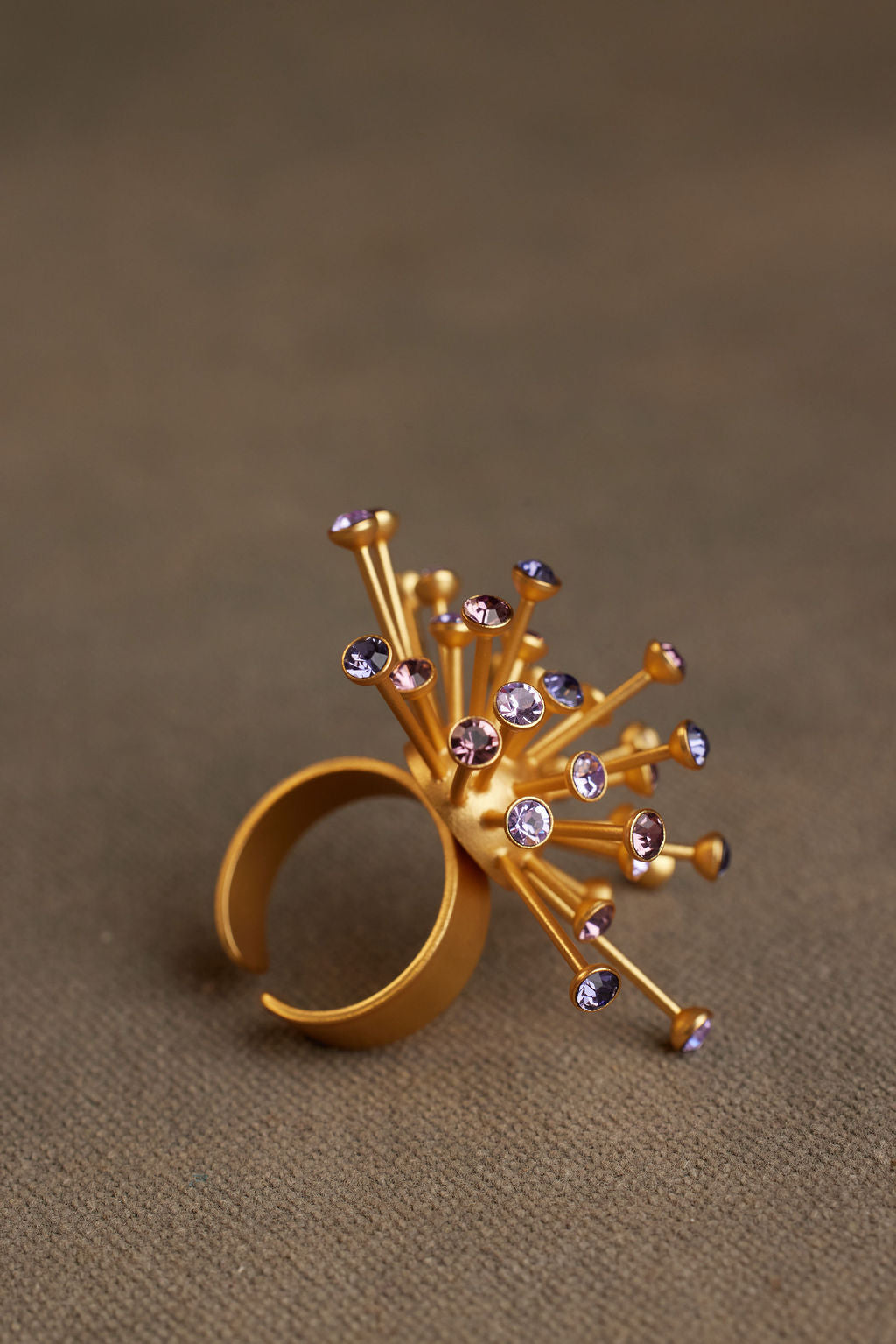 ZYON RING