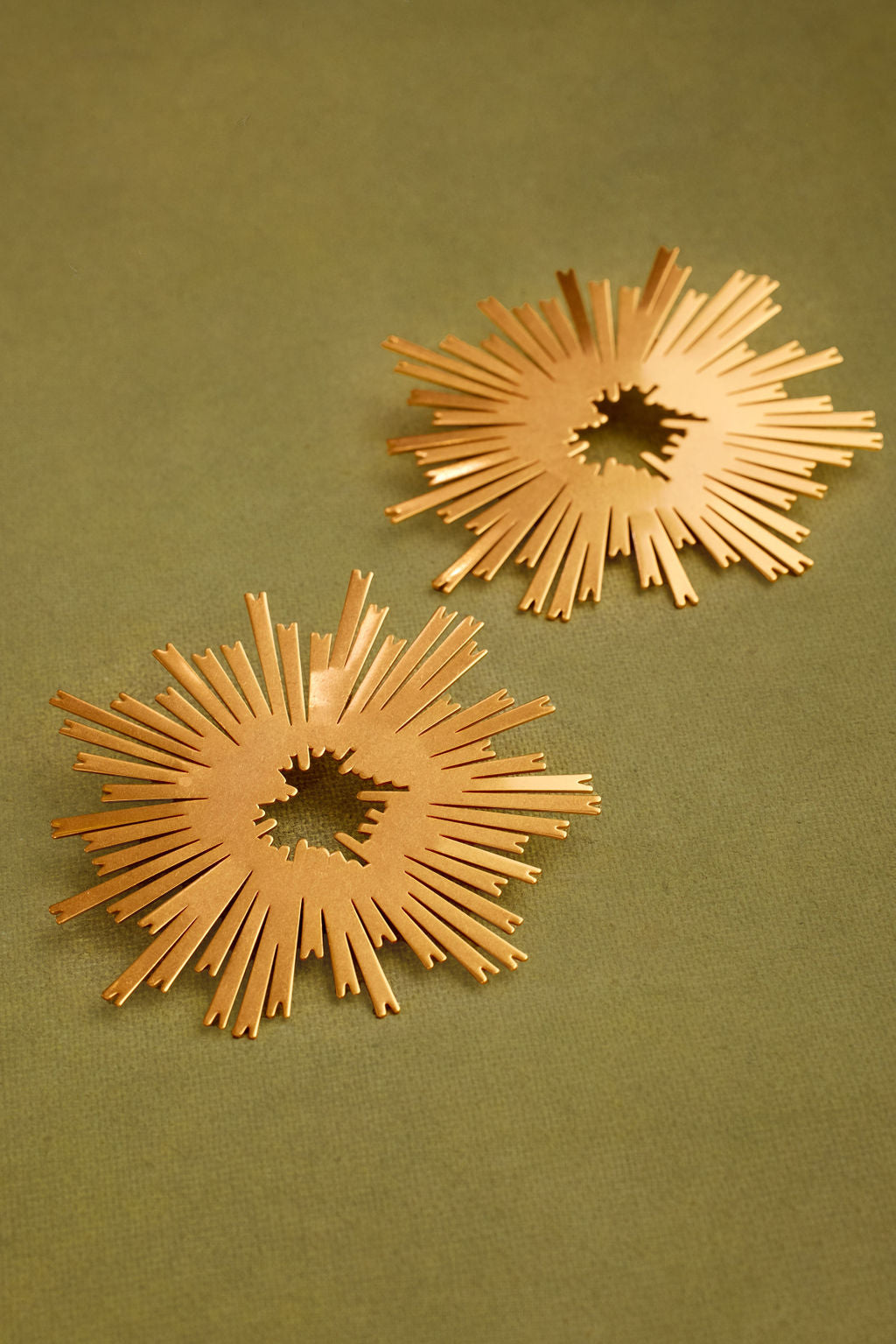 LULU EARRING