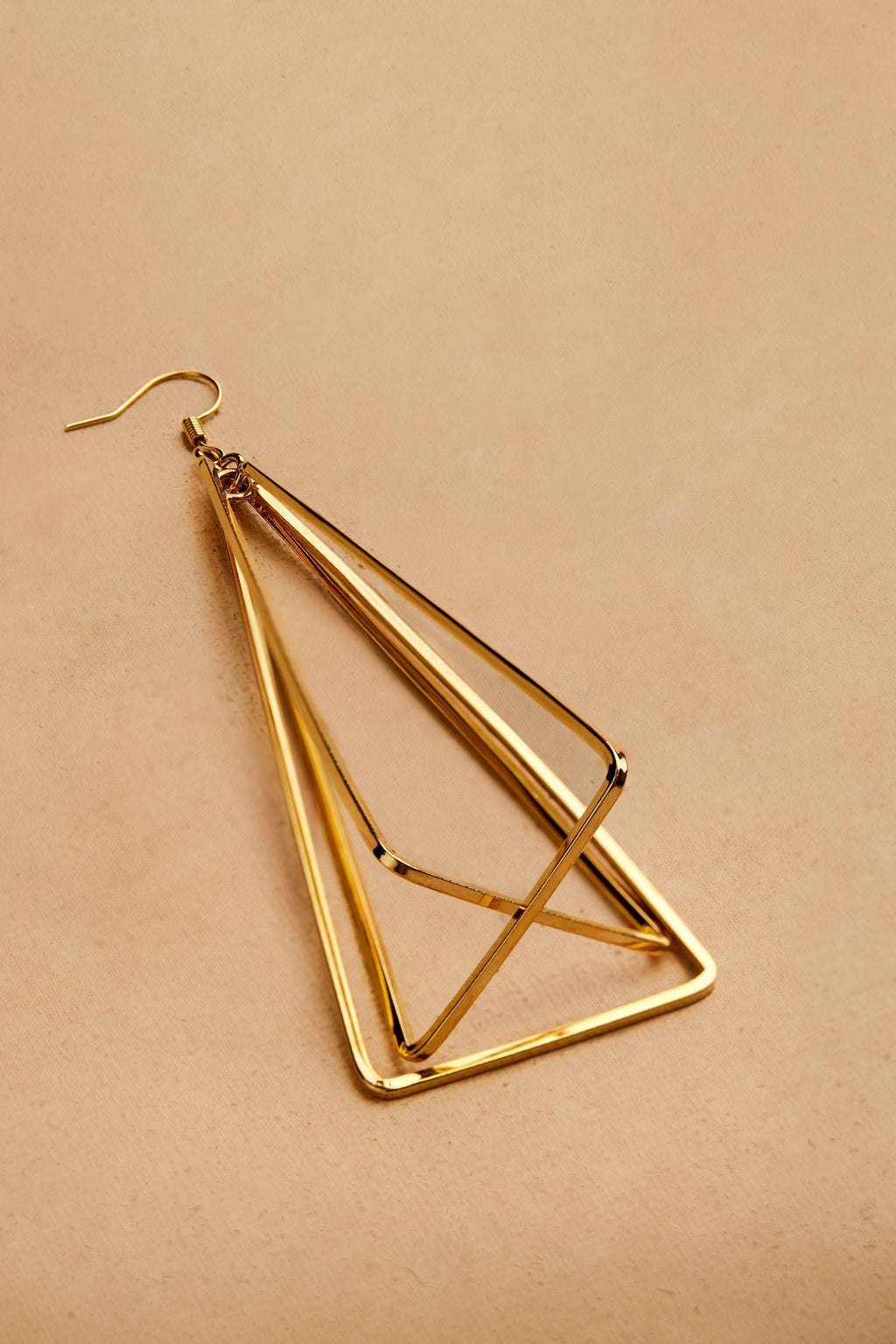 CHEY EARRING