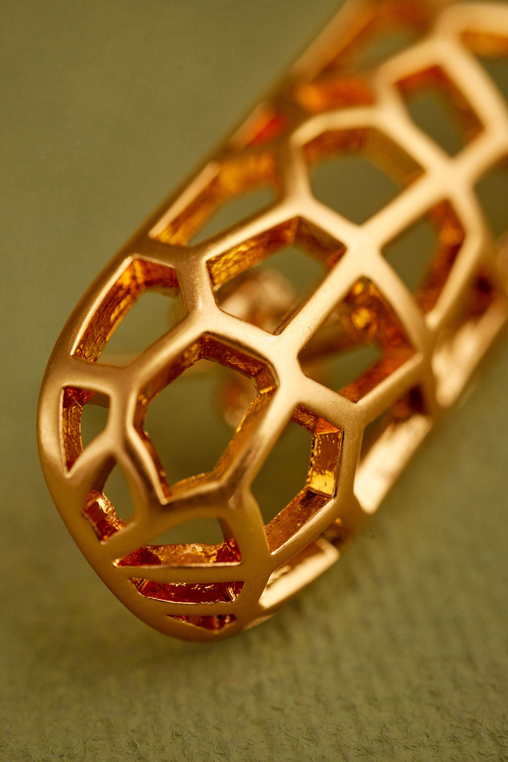 ELON EARRING
