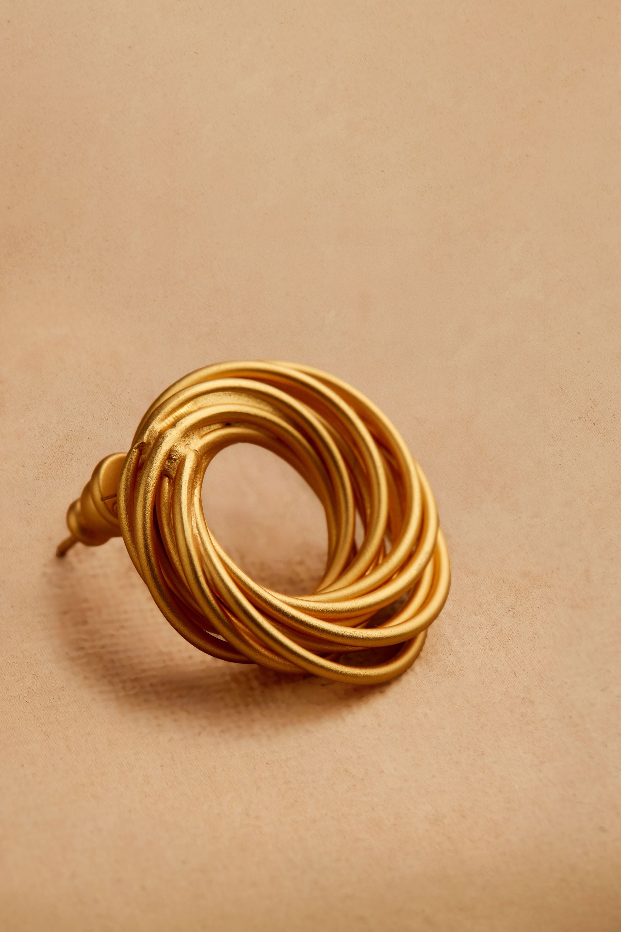 GENA EARRING