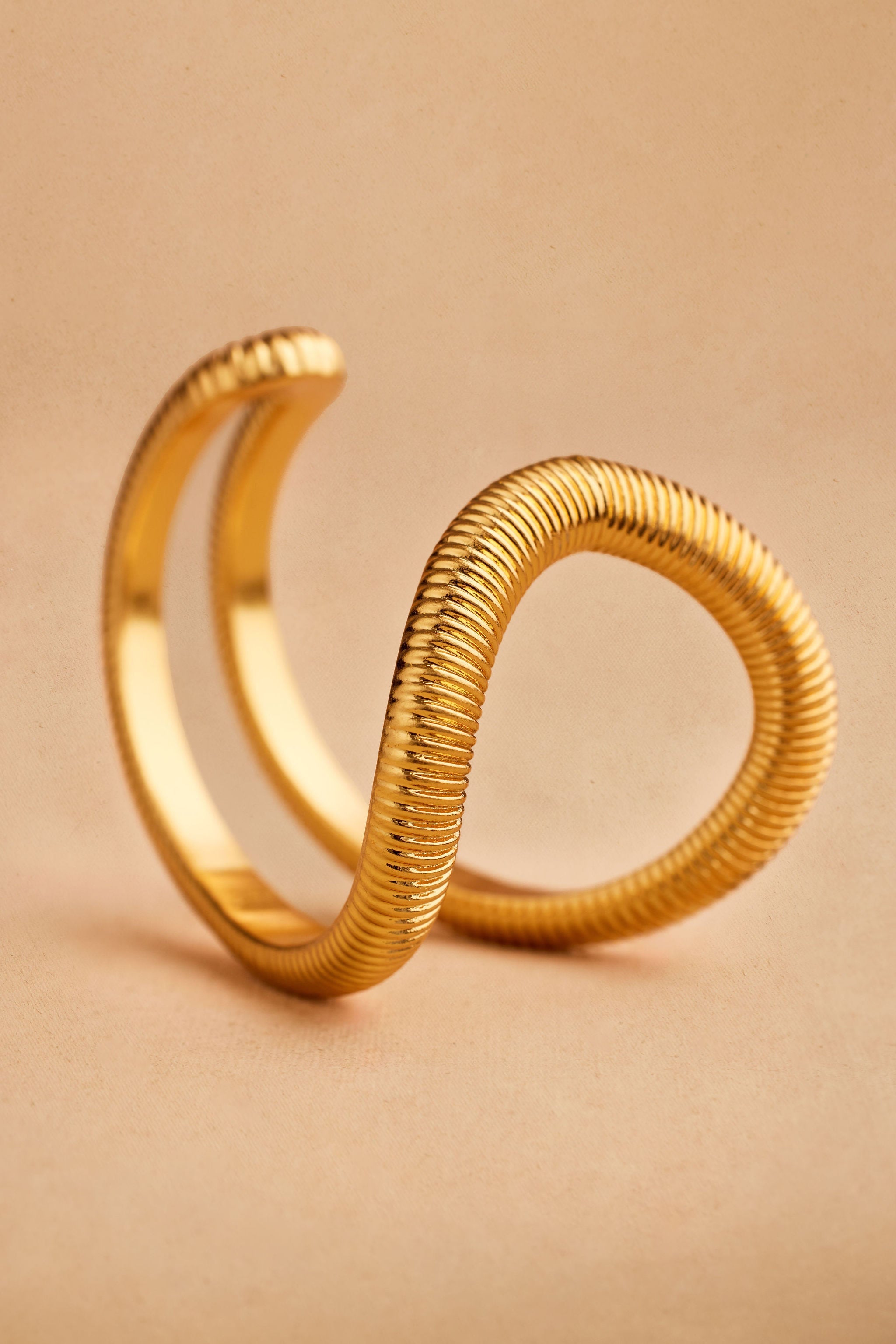 WAVE Bangle